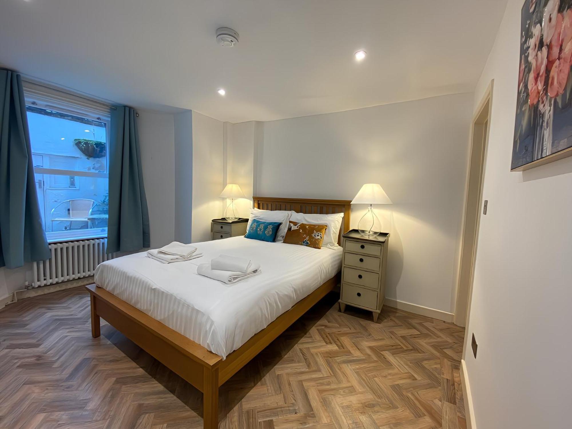Stunning 1Br - Super Central- Peaceful Area - Lower Ground Apartment CBG Exterior photo