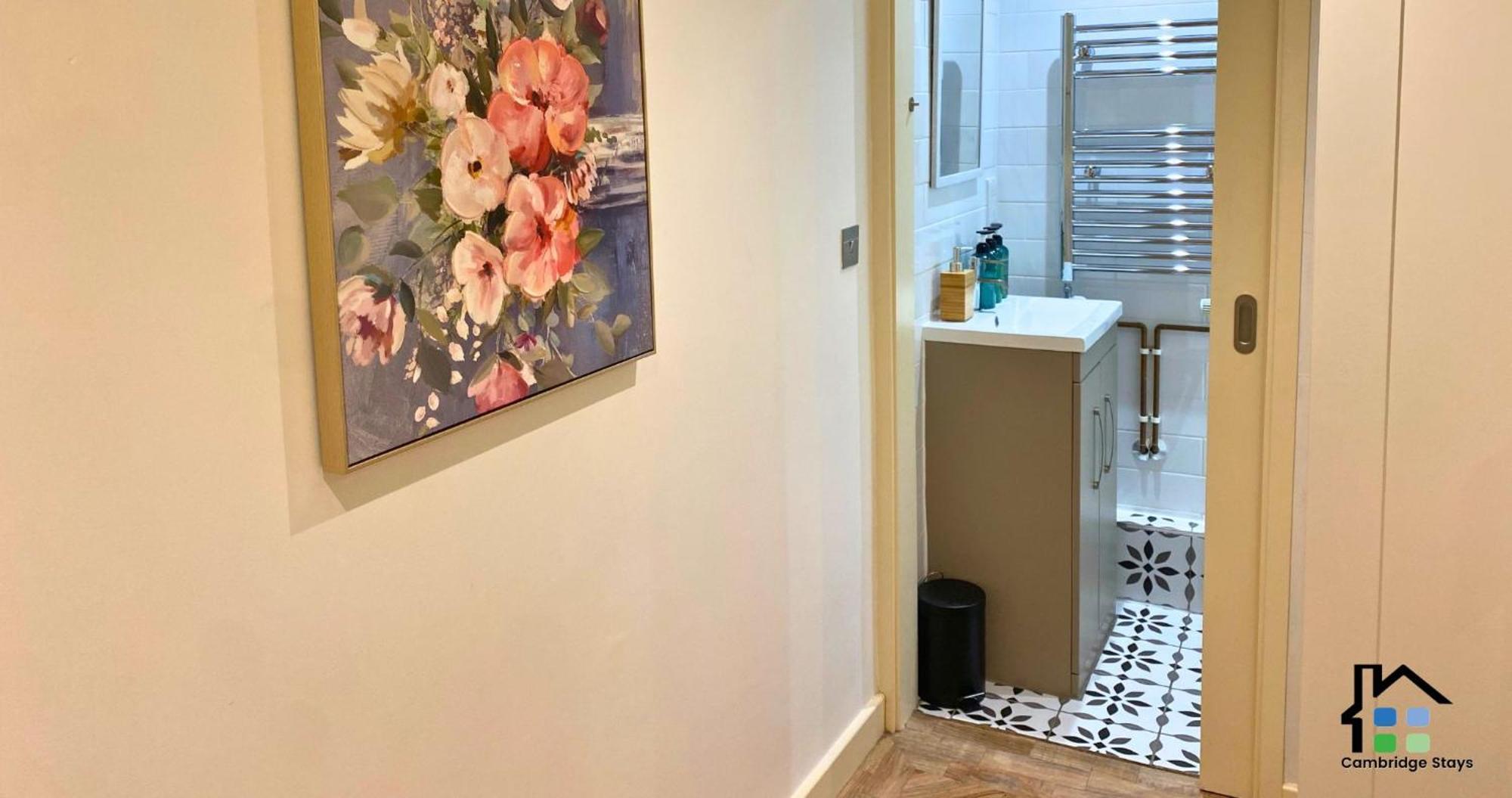 Stunning 1Br - Super Central- Peaceful Area - Lower Ground Apartment CBG Exterior photo